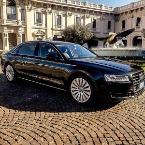 2020 audi a8 lanterna limo service private taxi ncc genova milano france