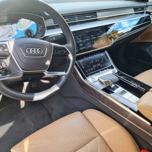 audi a8 lanterna limo service transfer ncc genova italia tour operator